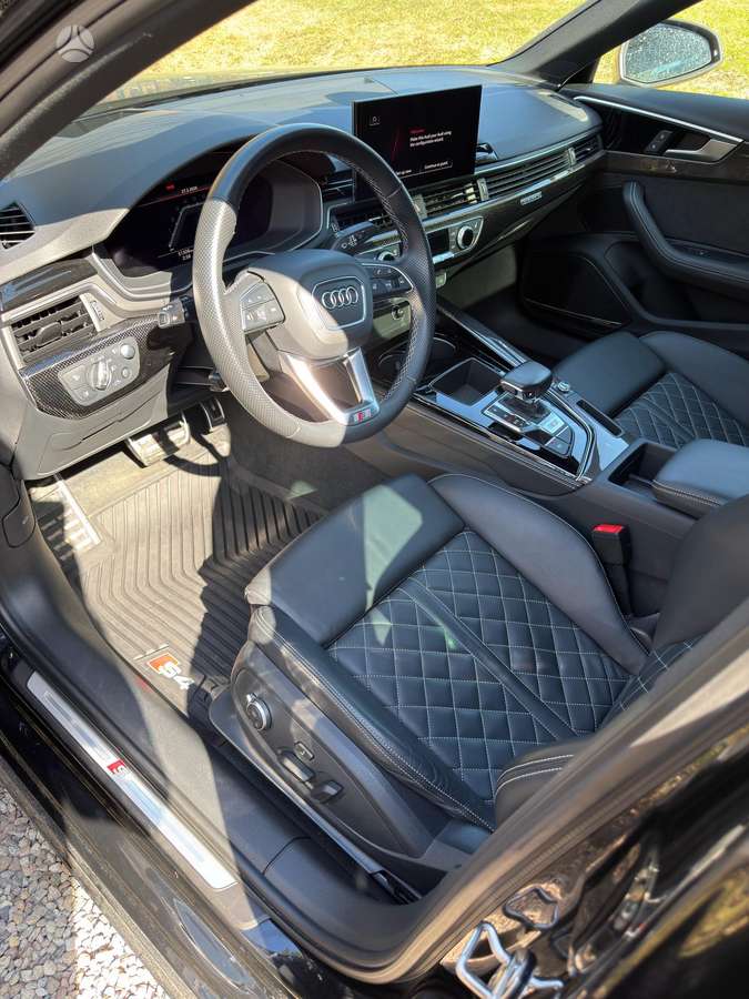 Audi S4, 3.0 l., Седан