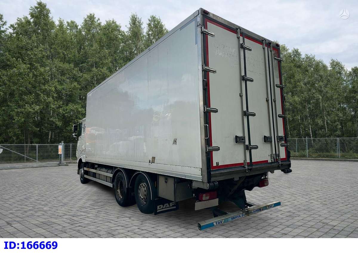 DAF XF 106.460 FAR  6X2 Euro6, рефрижераторы