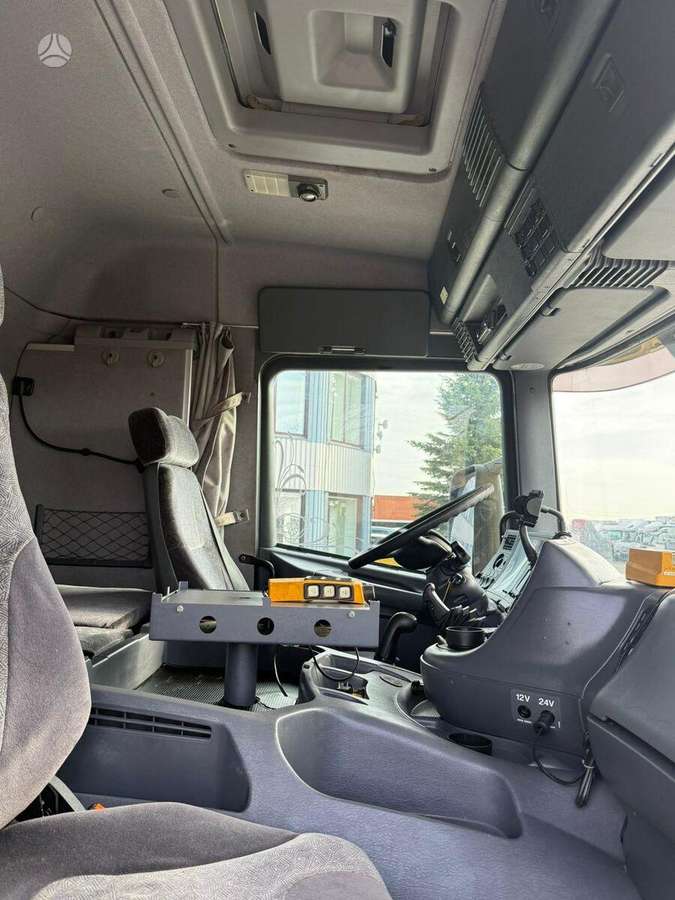 Scania P124GB 420, other