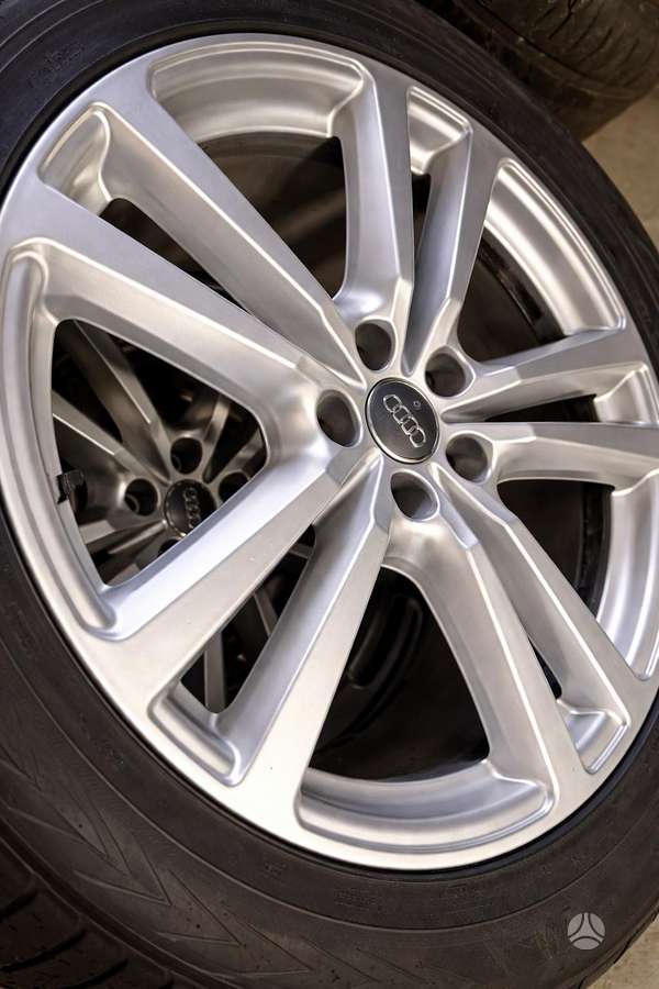 Audi, lengvojo lydinio, R20