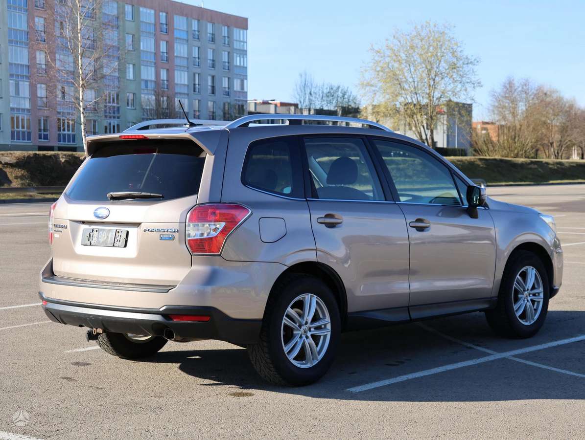 Subaru Forester, Внедорожник / Кроссовер