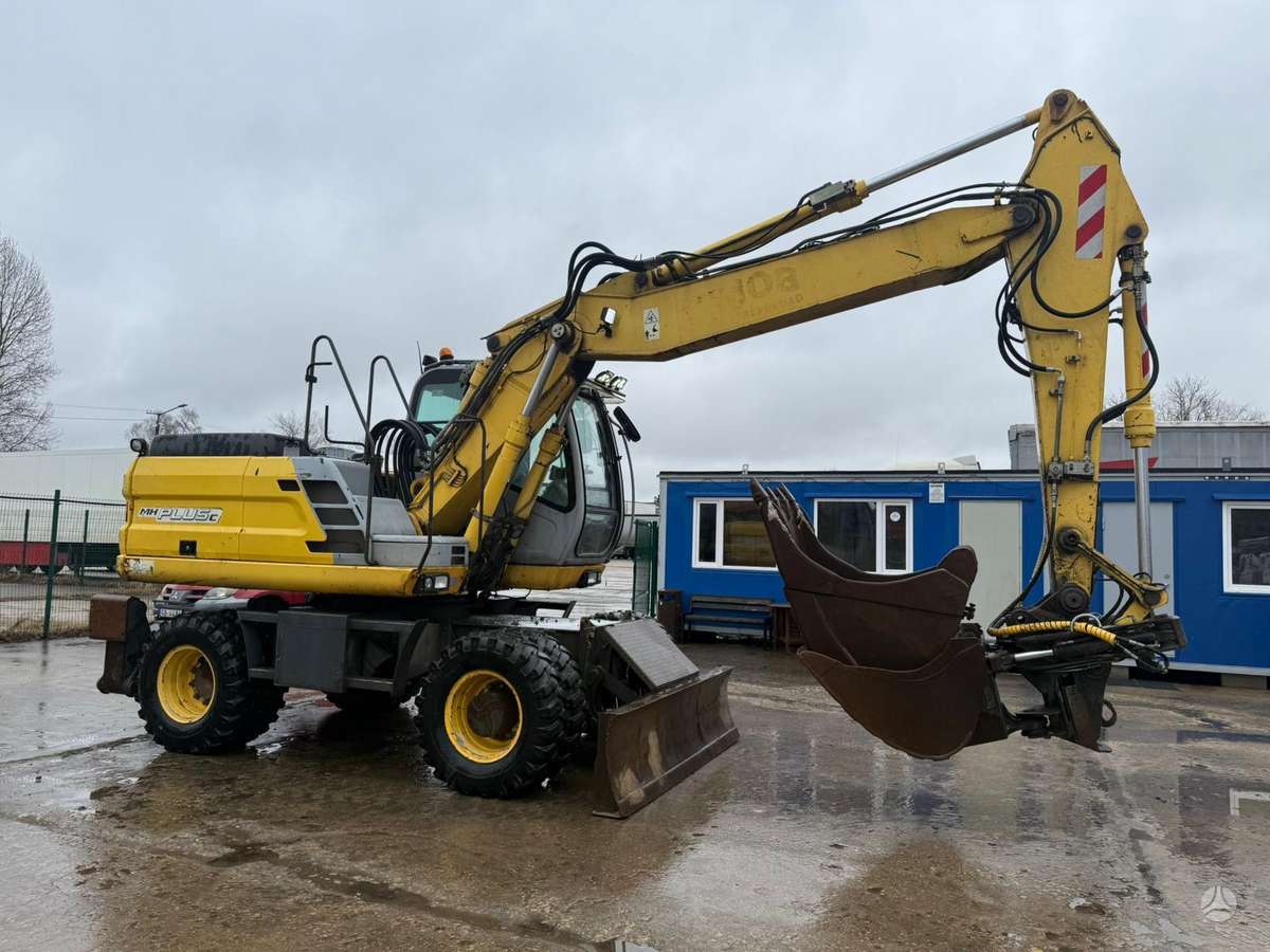 New Holland MH Plus C, экскаваторы