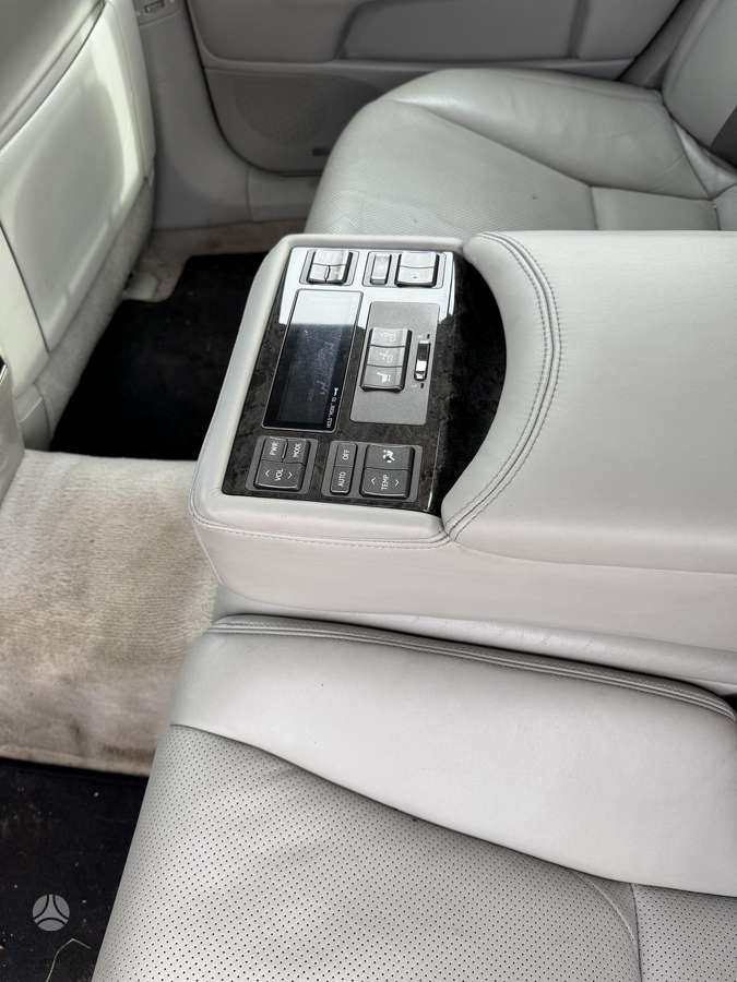 Lexus LS 460, 4.6 l., Седан