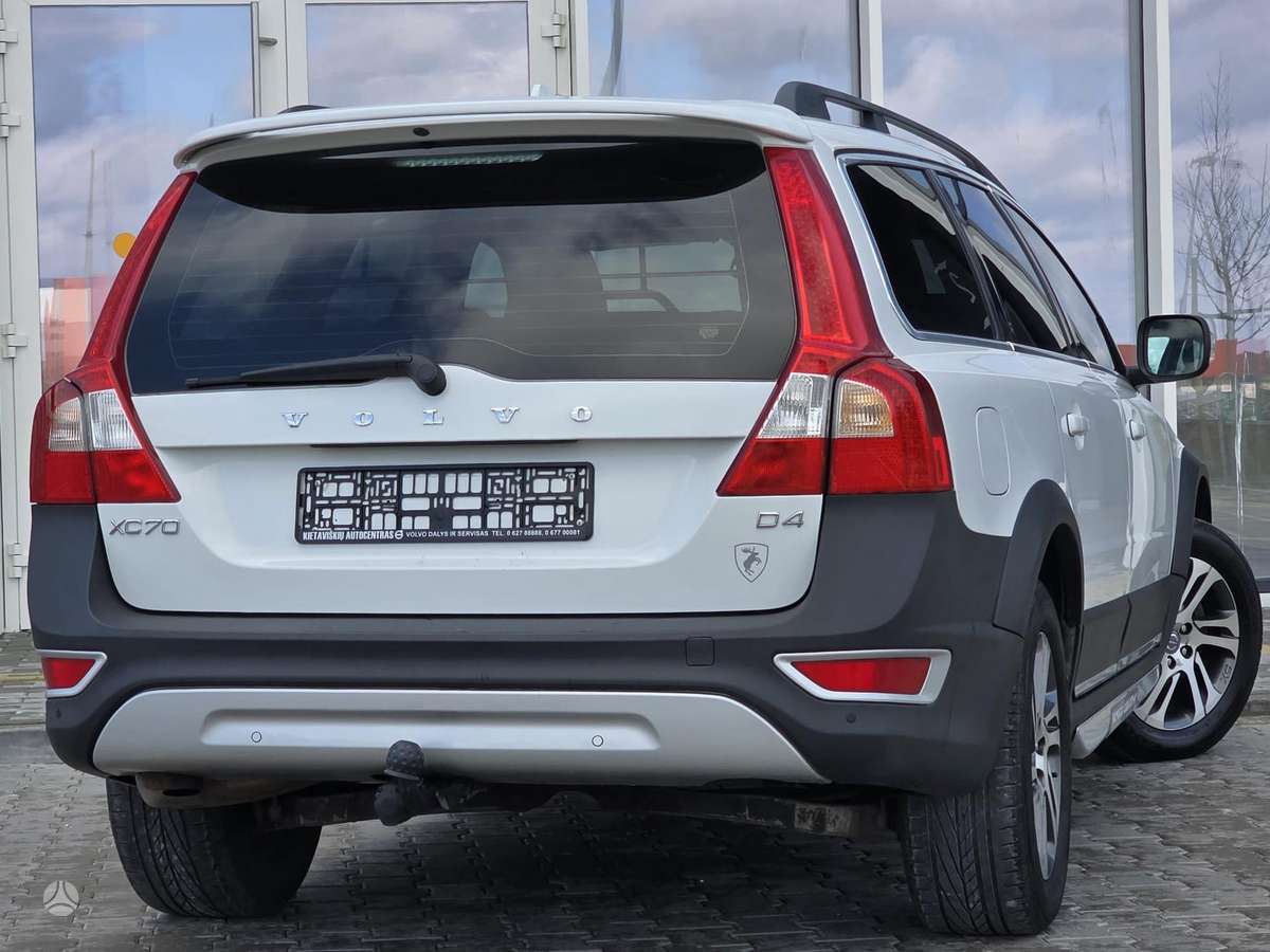 Volvo XC70, 2.0 l., Универсал