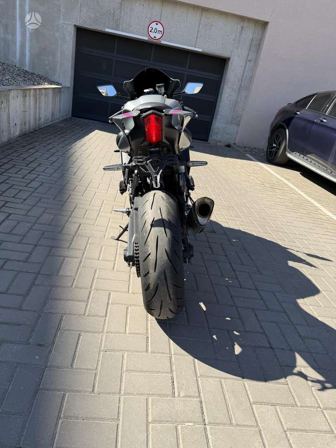 Yamaha R7 699cc, superbikes