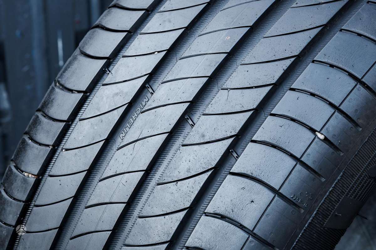 Michelin Primacy 4, летние 215/55 R18