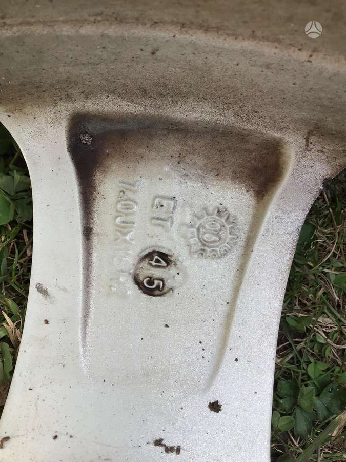 Toyota RAV4 kėbulo dalys