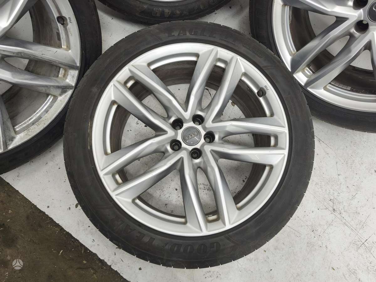 Audi Q7, lengvojo lydinio, R21