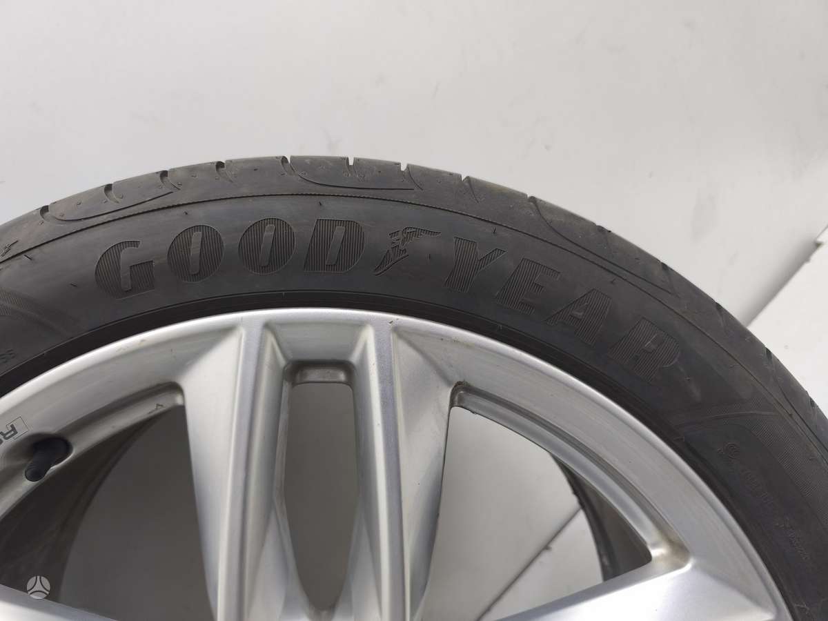 Audi Q7, lengvojo lydinio, R21