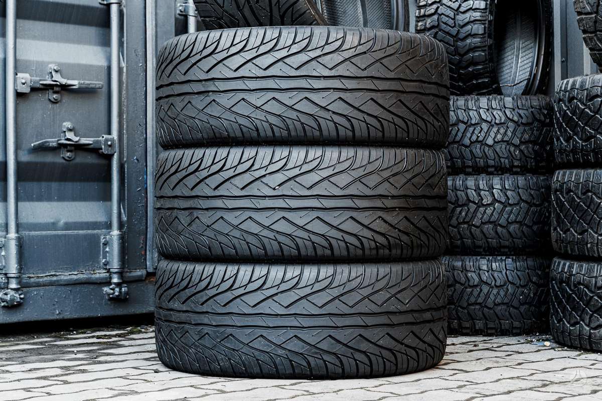Wanli SP601, vasarinės 305/30 R26
