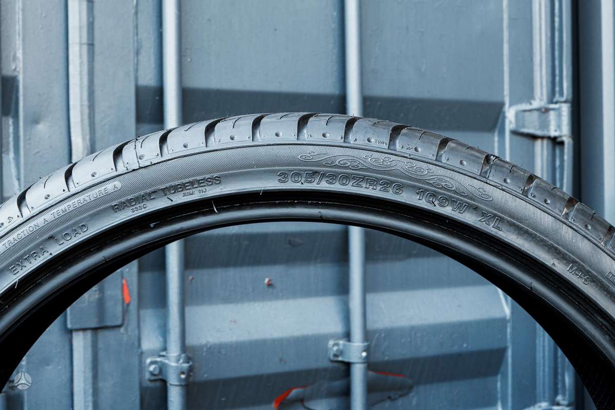 Wanli SP601, summer 305/30 R26