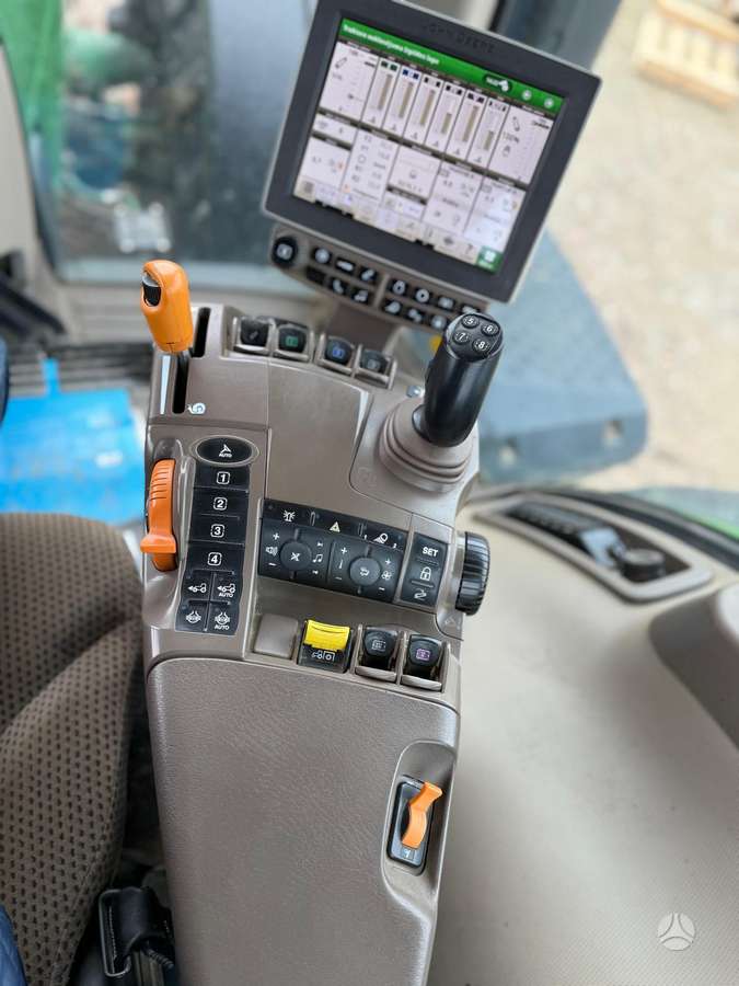 John Deere 8370R, traktori