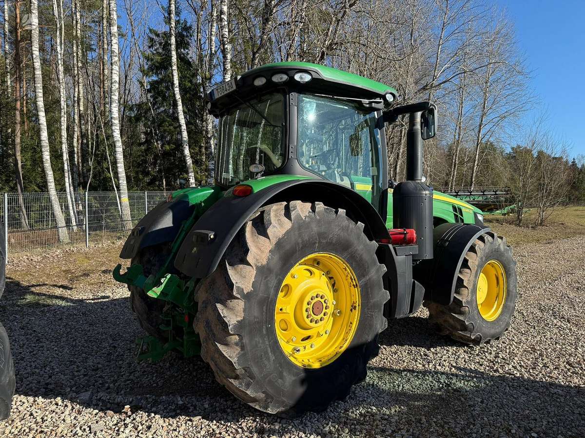 John Deere 8345R, traktori