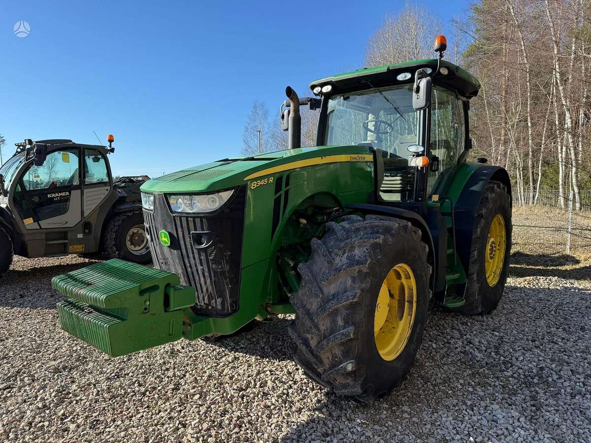 John Deere 8345R, traktori