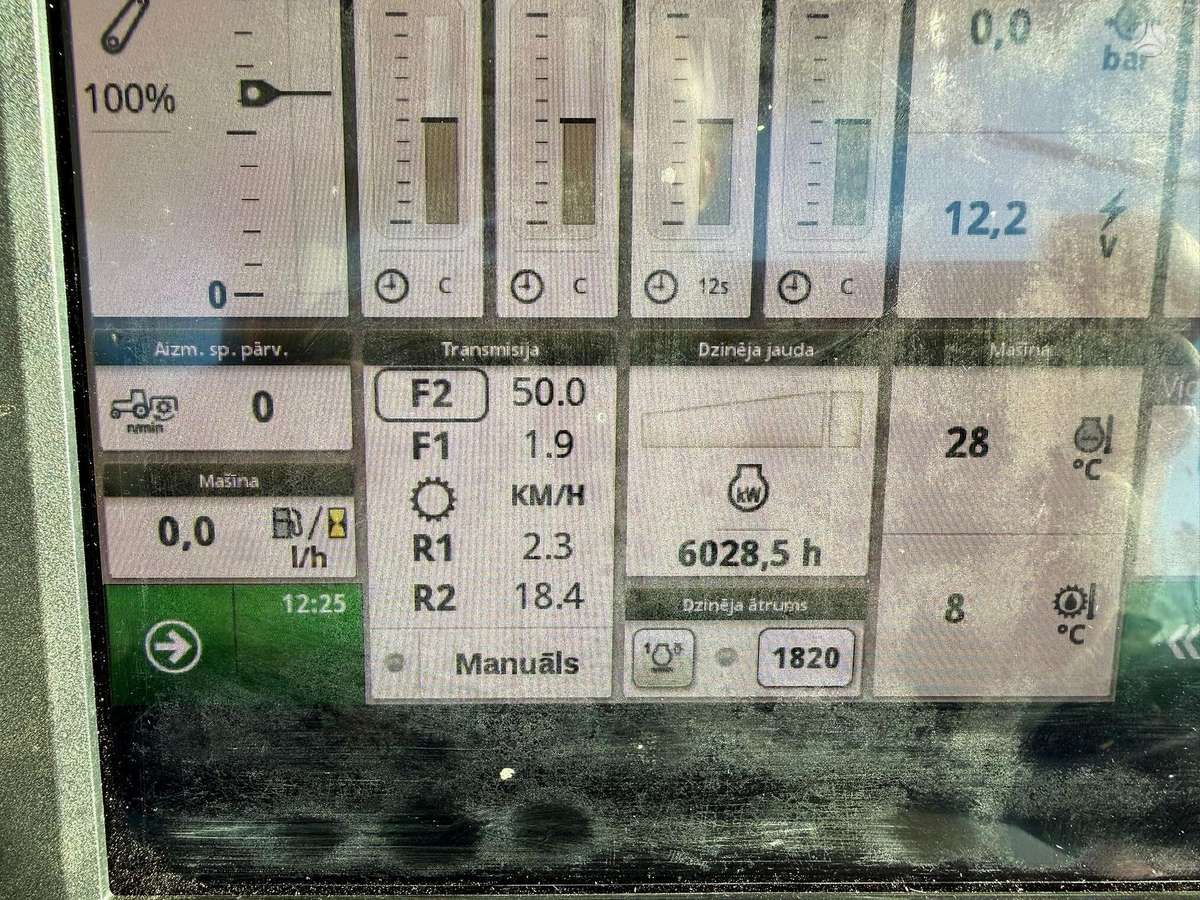 John Deere 8345R, tractors