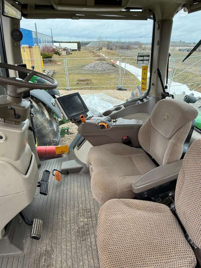 John Deere 7310R, traktoriai