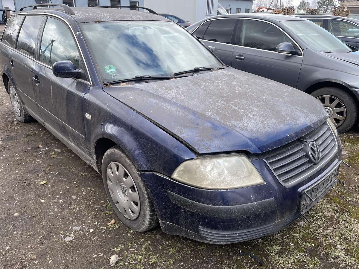Volkswagen Passat for parts