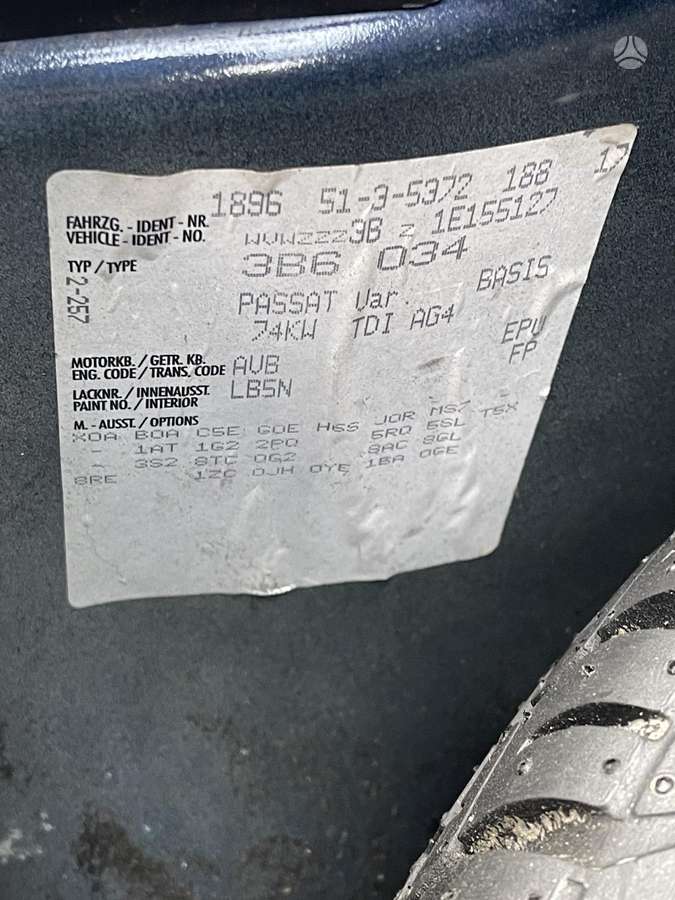 Volkswagen Passat for parts