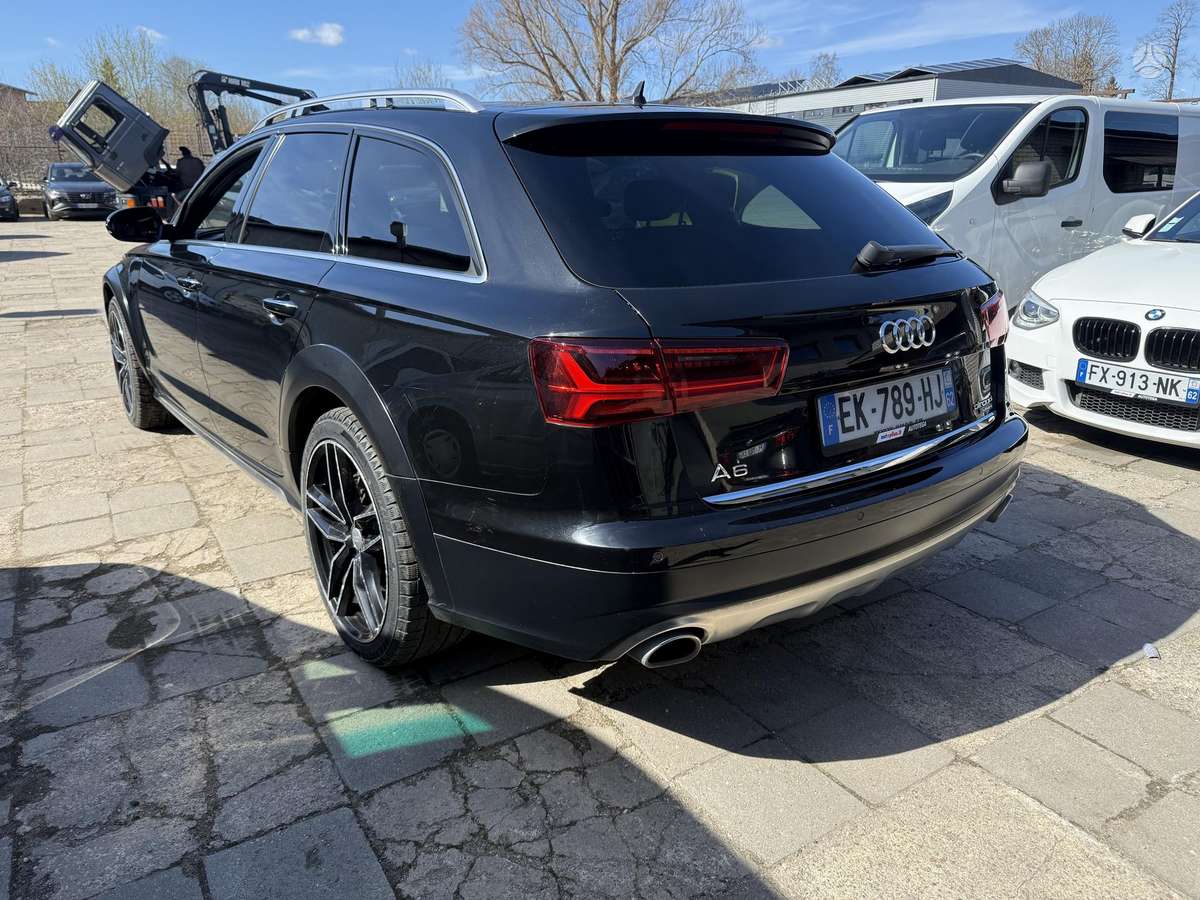 Audi A6 allroad, 3.0 l., Универсал