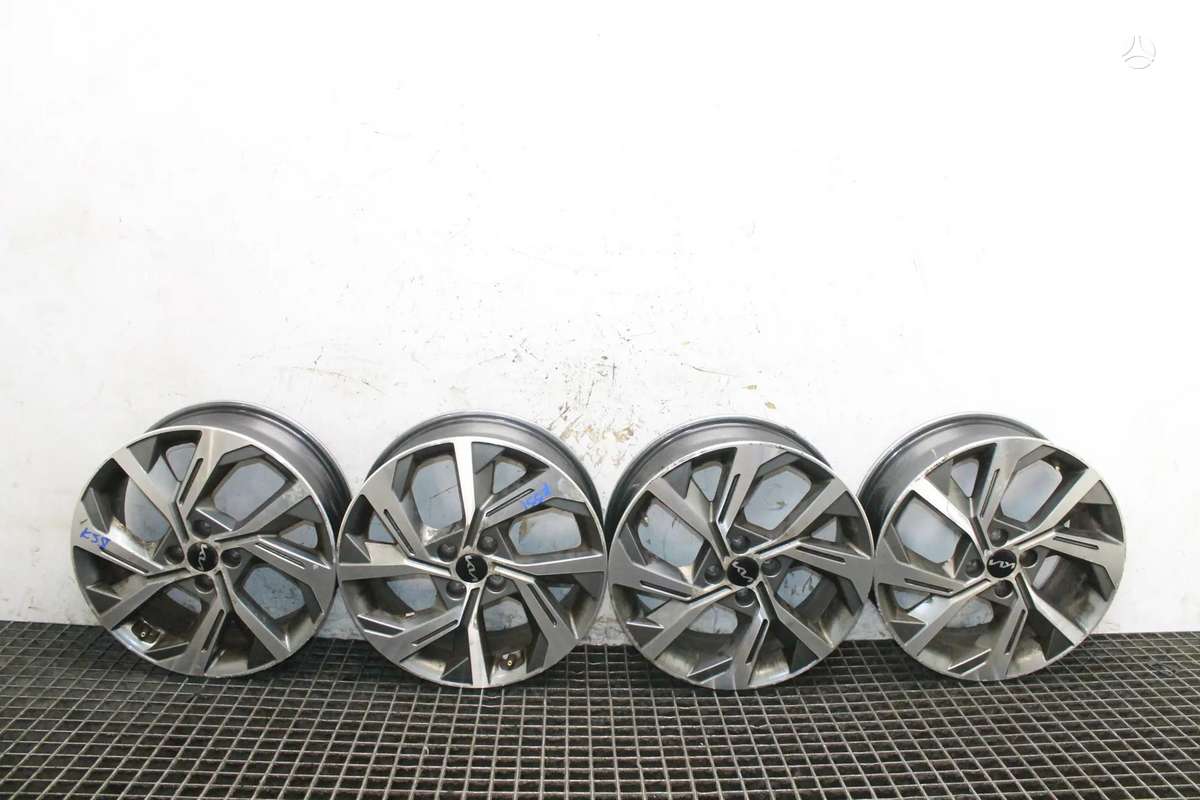 KIA Stonic, lengvojo lydinio, R17