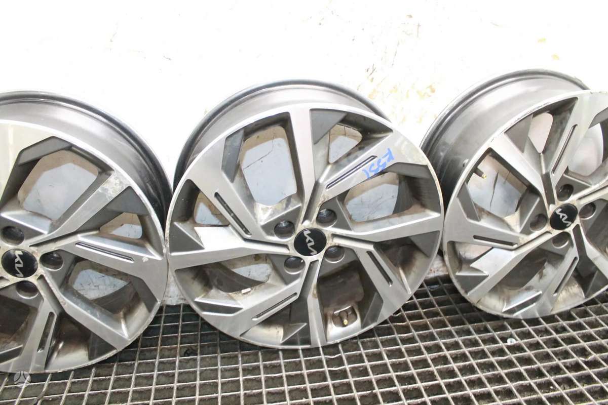 KIA Stonic, light alloy, R17