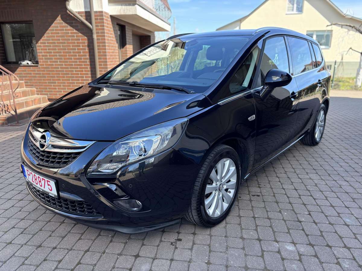 Opel Zafira, 2015