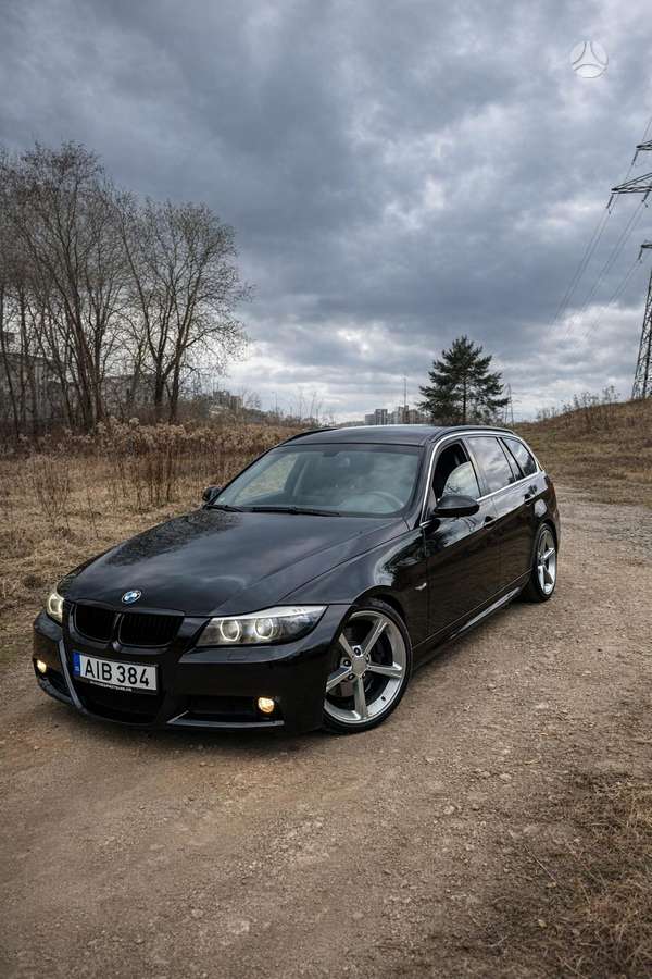 BMW 330, 2007