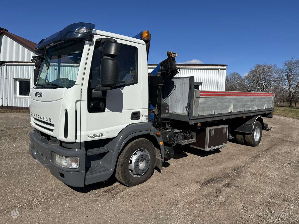 Iveco 150E, самосвалы с краном