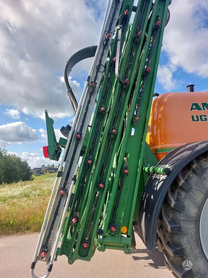 Amazone UG 3000, sprayers