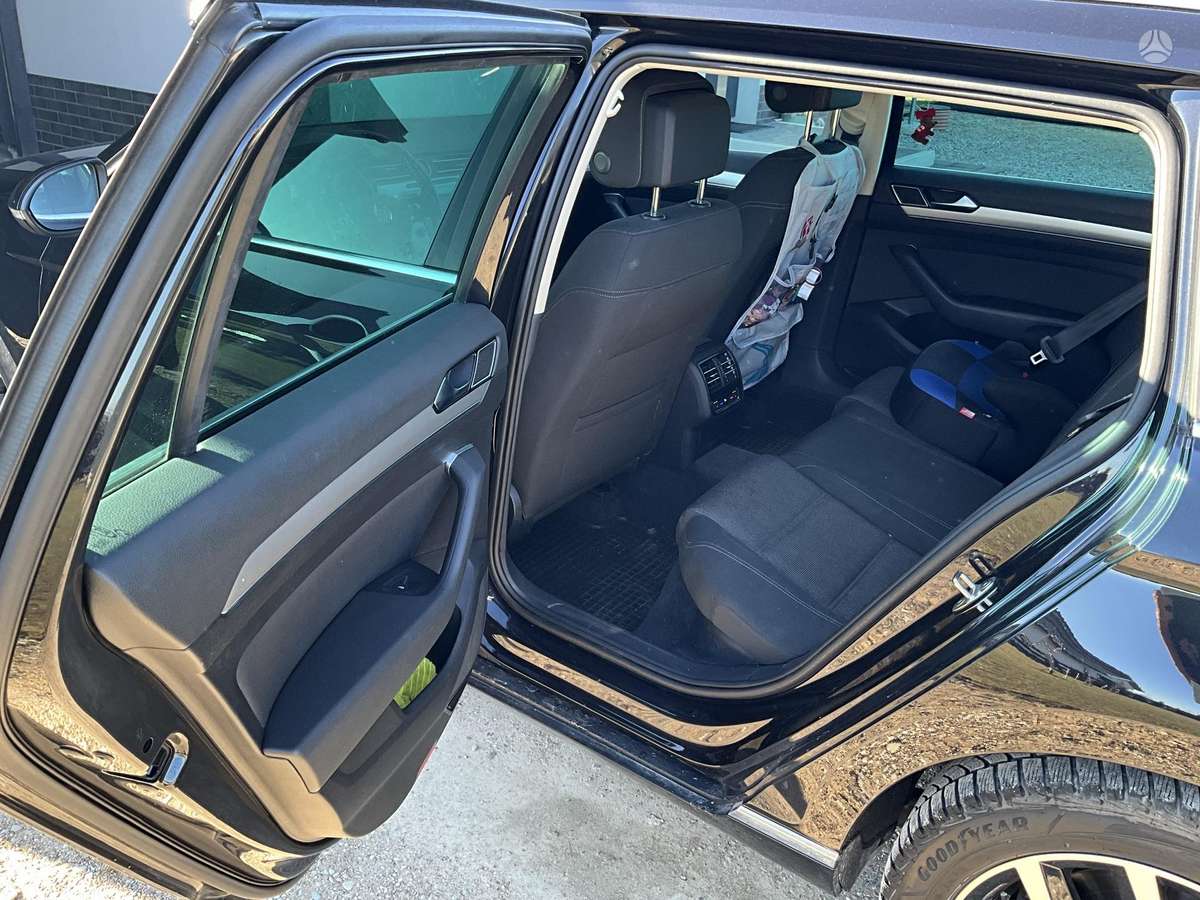 Volkswagen Passat, 2.0 l., Универсал