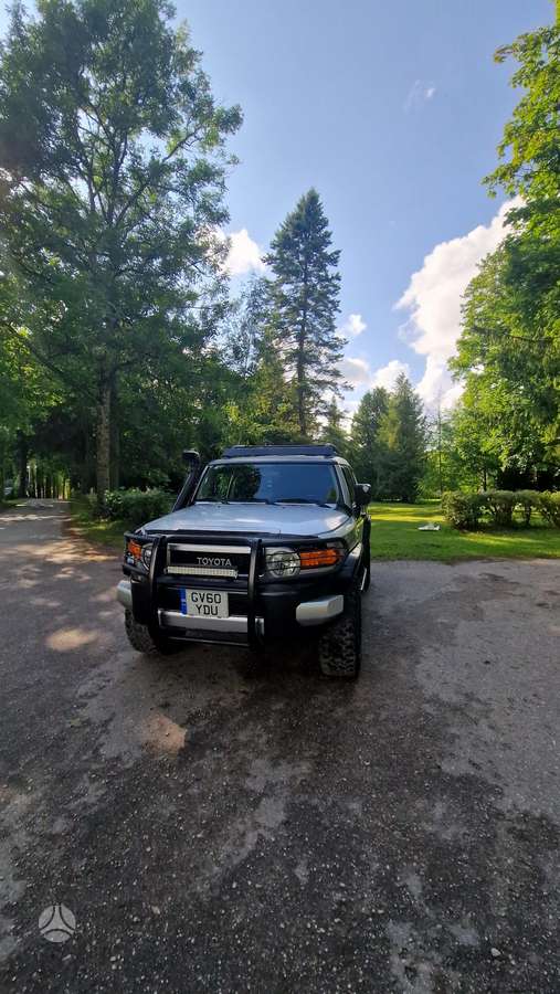 Toyota FJ Cruiser - 4