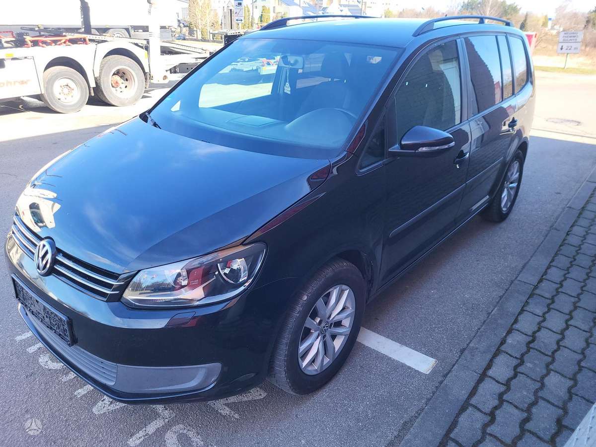 Volkswagen Touran, 2011