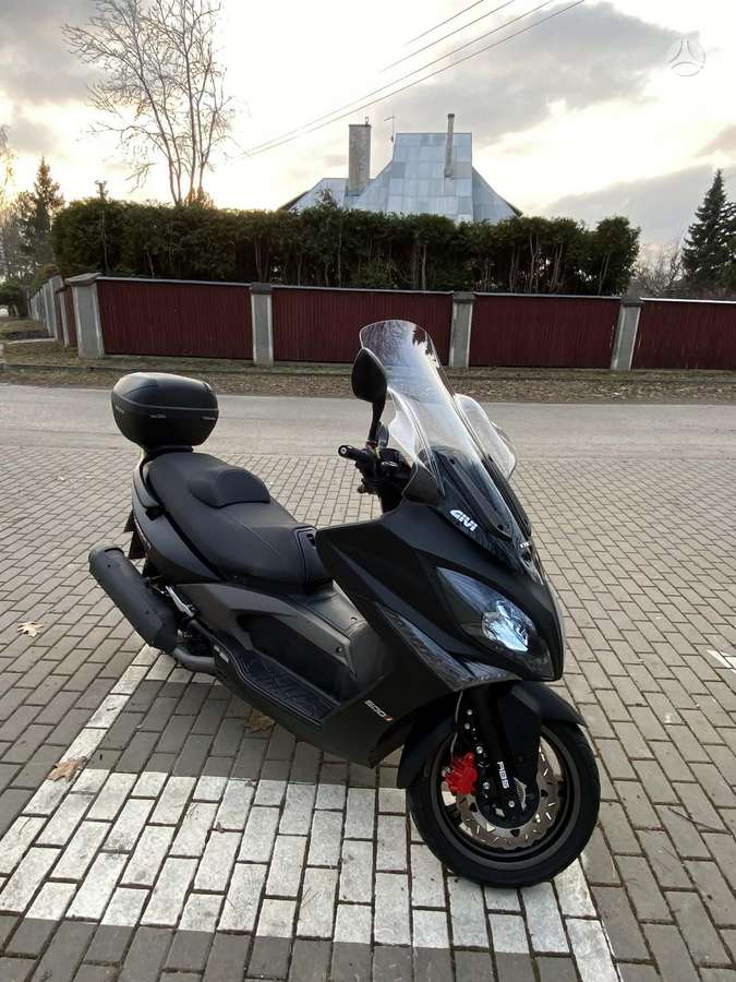 Kymco Xciting 500cc, мотороллеры / мопеды
