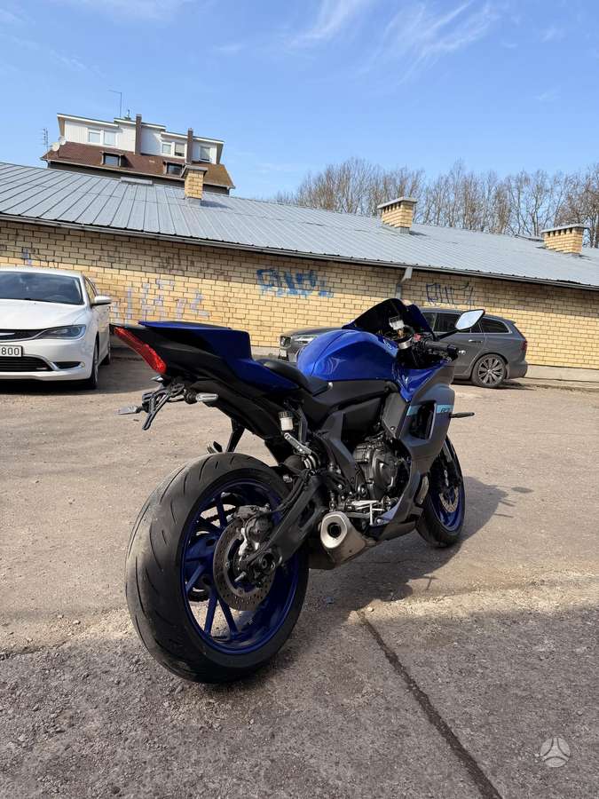Yamaha R7 700cc, superbikes