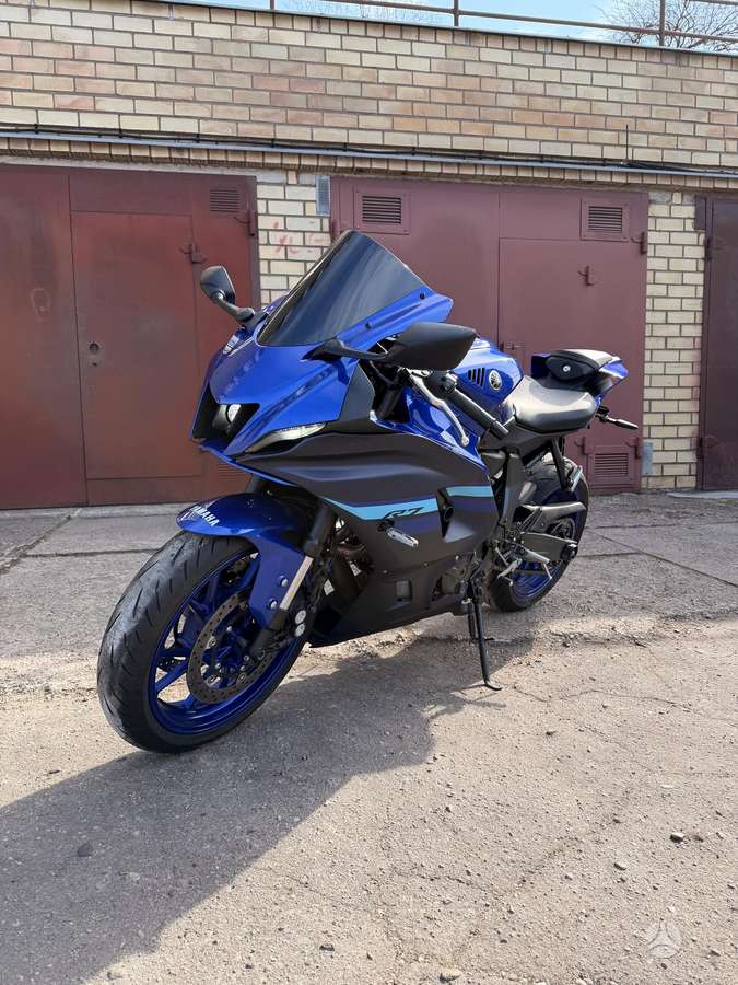Yamaha R7 700cc, superbikes