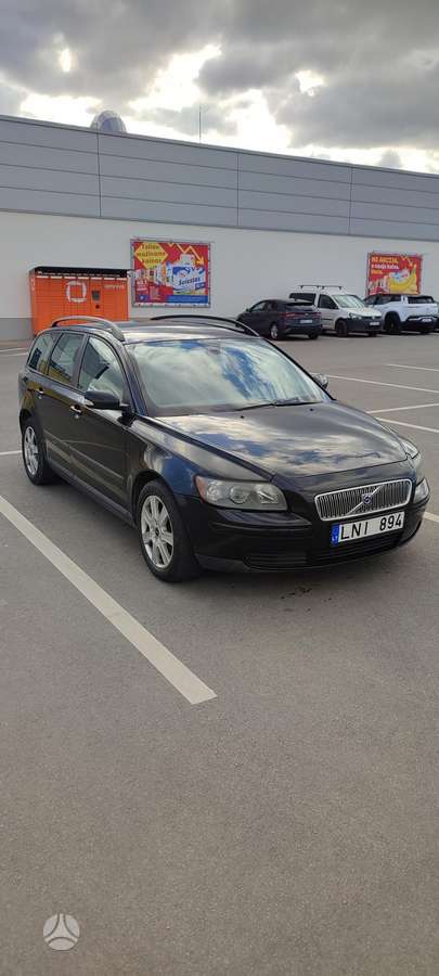 Volvo V50, 2005
