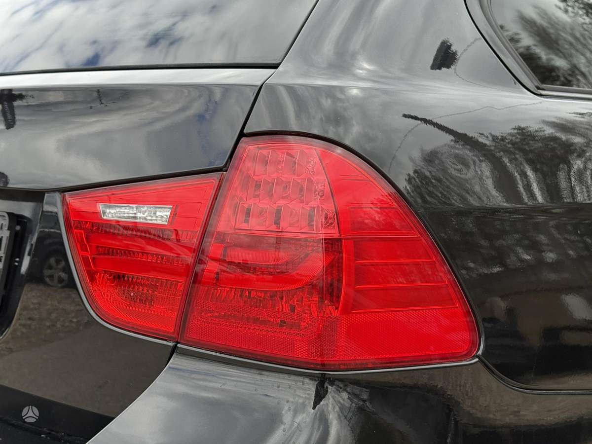 BMW 320, 2.0 l., universalas