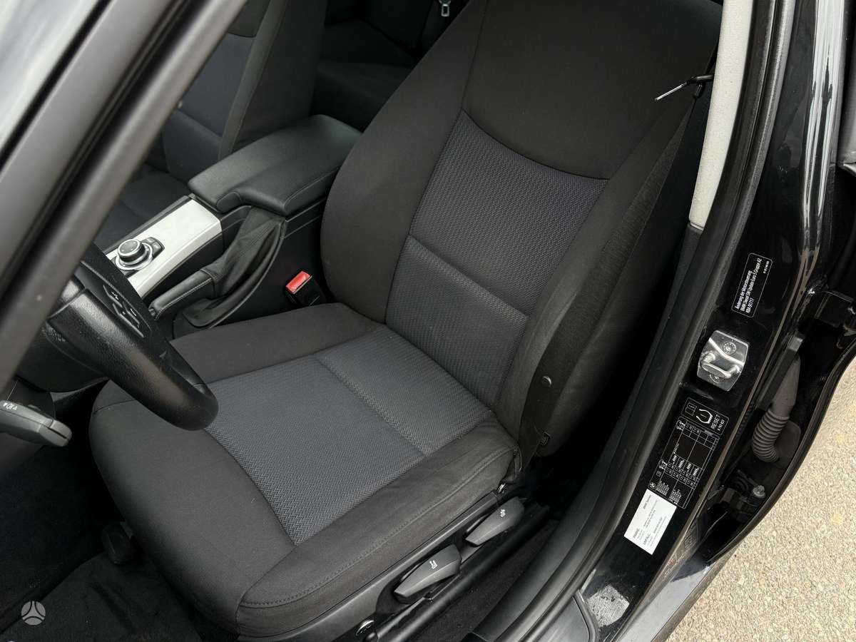 BMW 320, 2.0 l., universalas