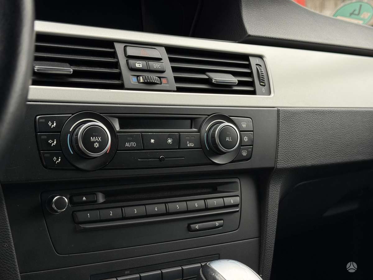 BMW 320, 2.0 l., universalas