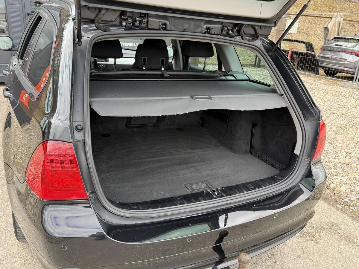 BMW 320, 2.0 l., universalas