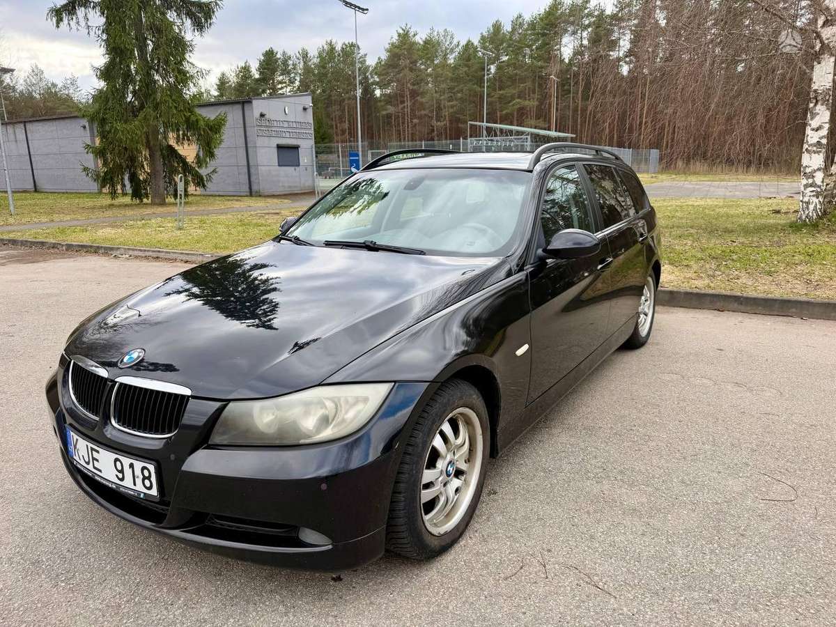 BMW 320, 2006