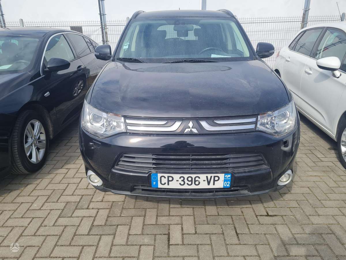 Mitsubishi Outlander, 2013