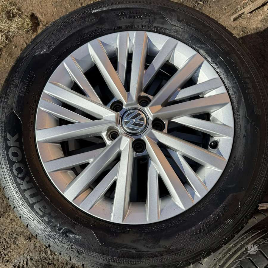 Volkswagen, light alloy, R16