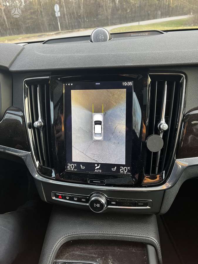 Volvo S90, 2.0 l., Седан