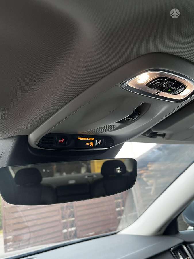 Volvo S90, 2.0 l., Седан