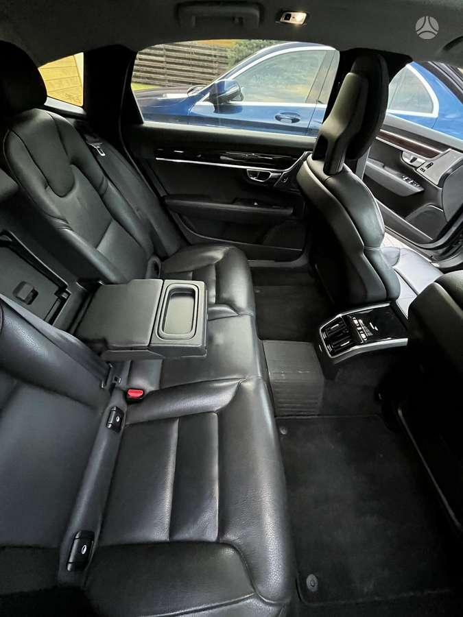 Volvo S90, 2.0 l., Седан