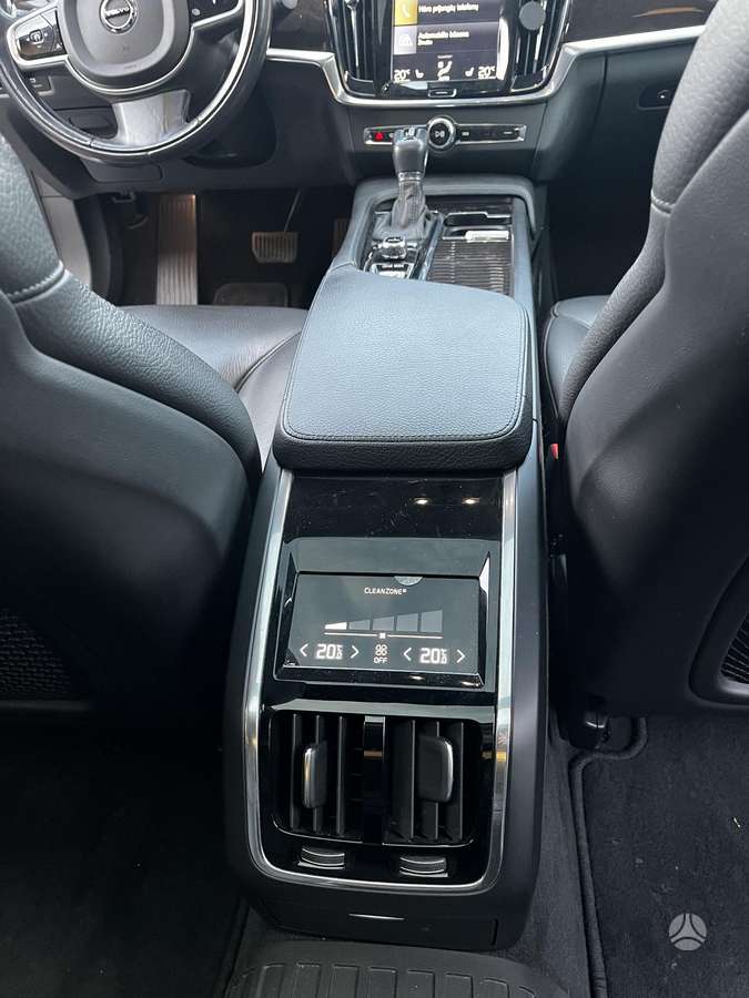 Volvo S90, 2.0 l., Седан