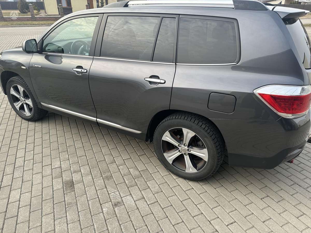 Toyota Highlander, 2013