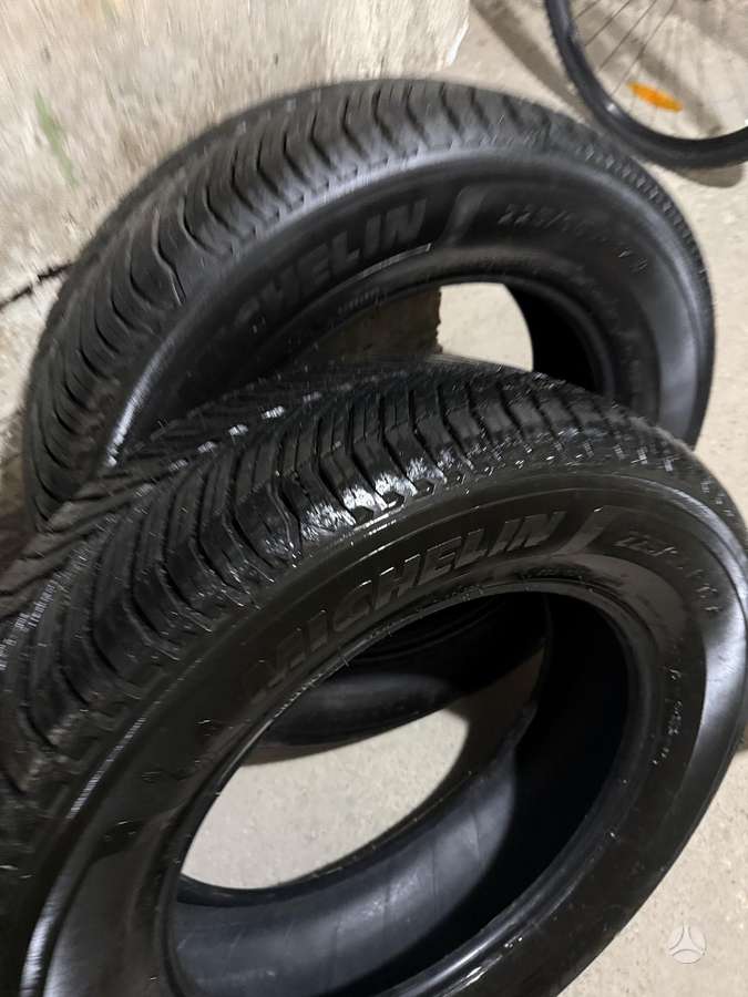 Michelin, universalios 225/65 R17