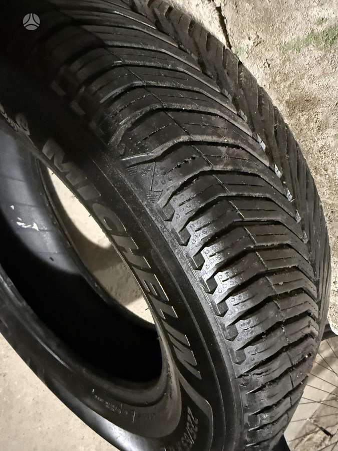 Michelin, universalios 225/65 R17